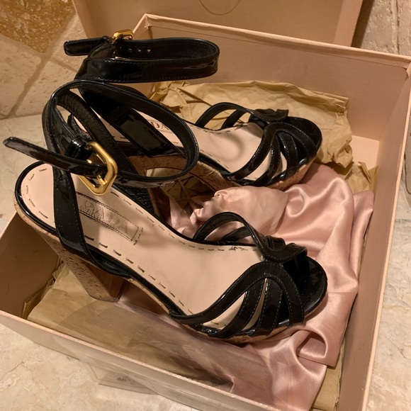 Prada shoes , wedged heels - Picture 5 of 8